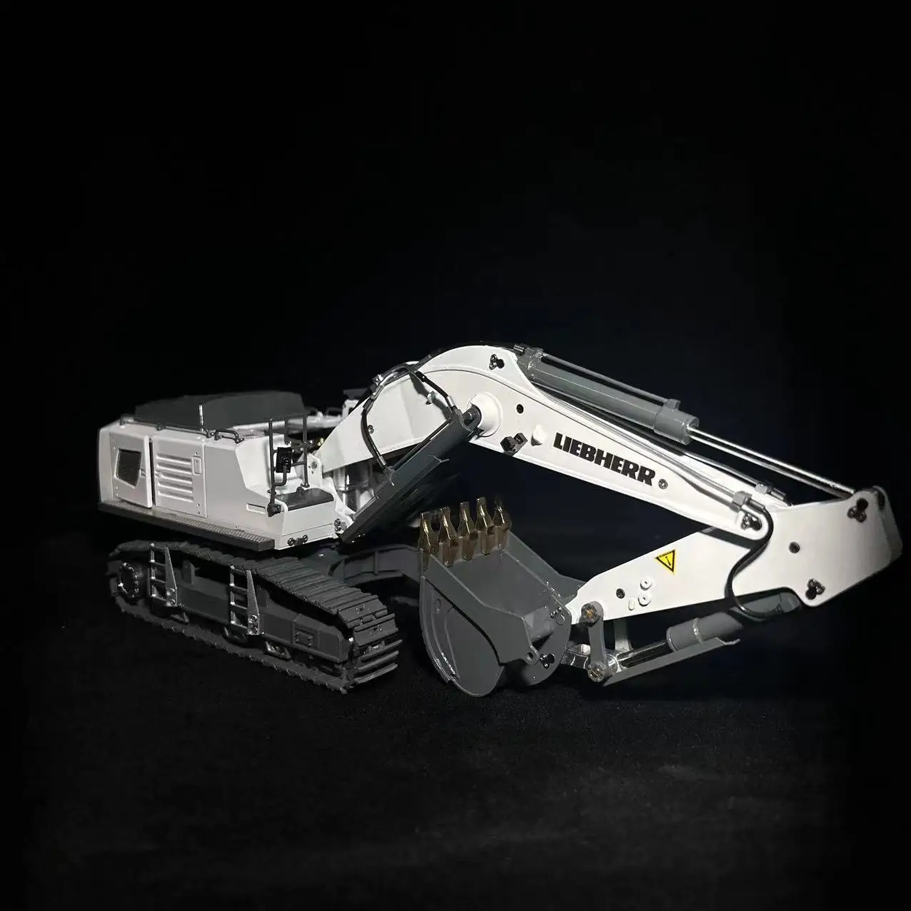 1/50 970 rc excavator ラジコン ショベルカー 1/50 970 rc excavator ラジコン ショベルカー - メルカリ