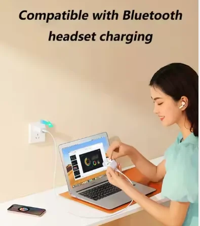UGREEN 고품질 미국/유럽/호주/영국/한국 PD3.0 30W 고속 충전기 접이식 USB 고속 벽면 충전기 (전자제품용)