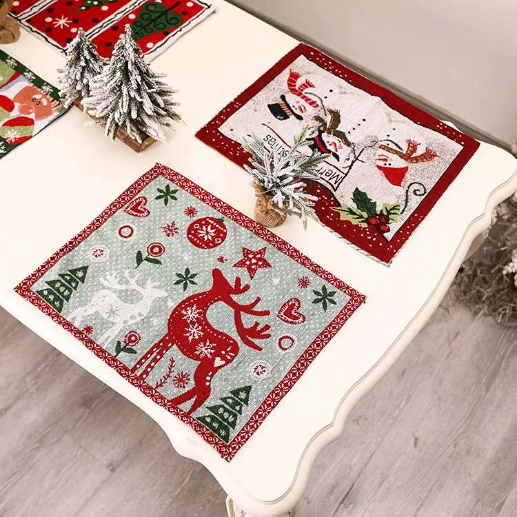 

33*47CM Christmas Placemat Linen Table Mats Kitchen Placemats Santa Claus Snowflake Tablecloth Decorative Table Mat