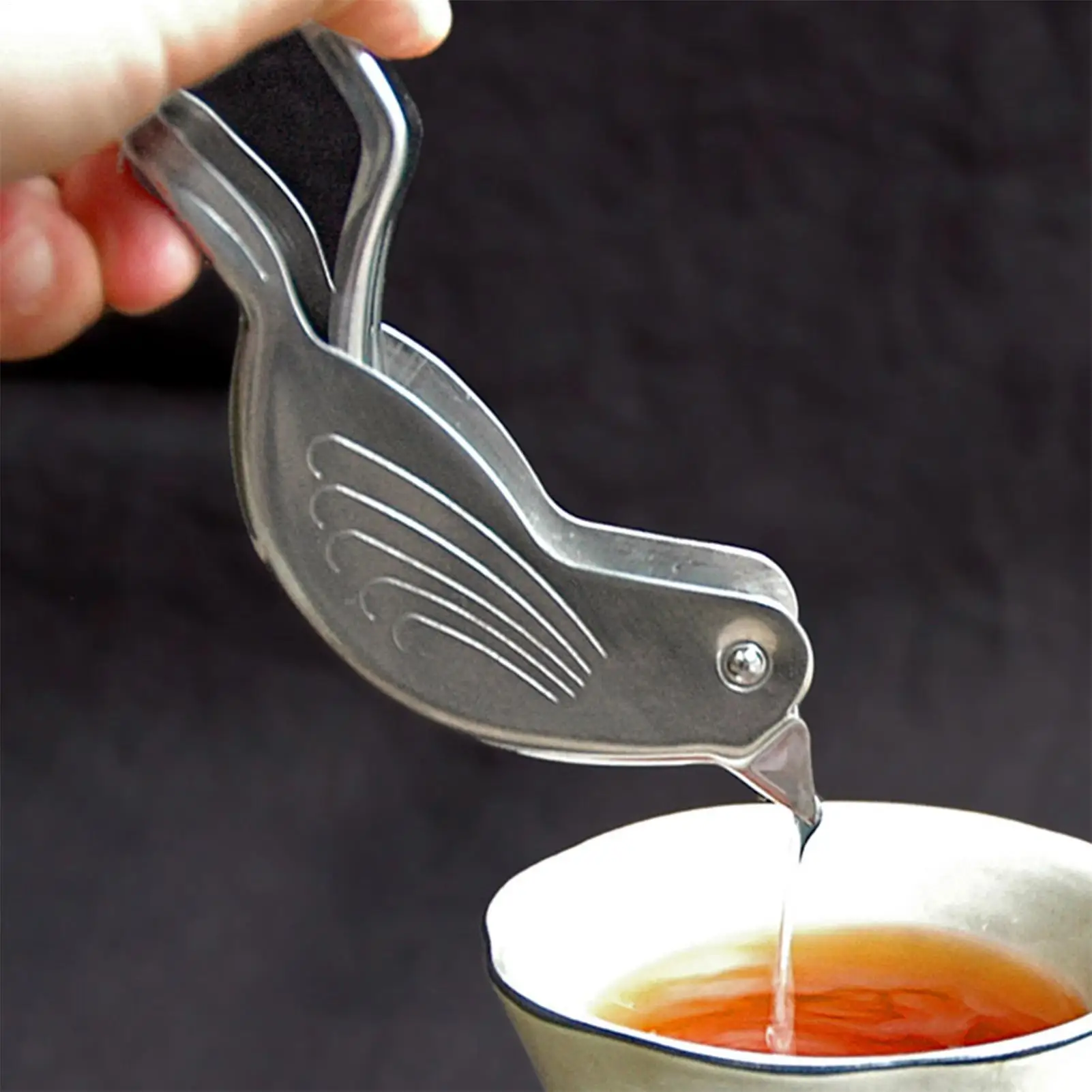 Silver Bird Shape Lemon Juicer Stainless Steel Manual Citrus Squeezer for Limes and Lemons Portable Kitchen Tool