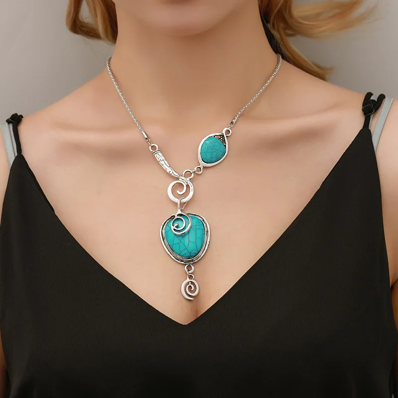 

MODOMA 2023 New Fashion Bohemian Turquoise Pendant Ethnic Style Necklace For Women Vintage Aesthetic Jewelry Ladies Chains