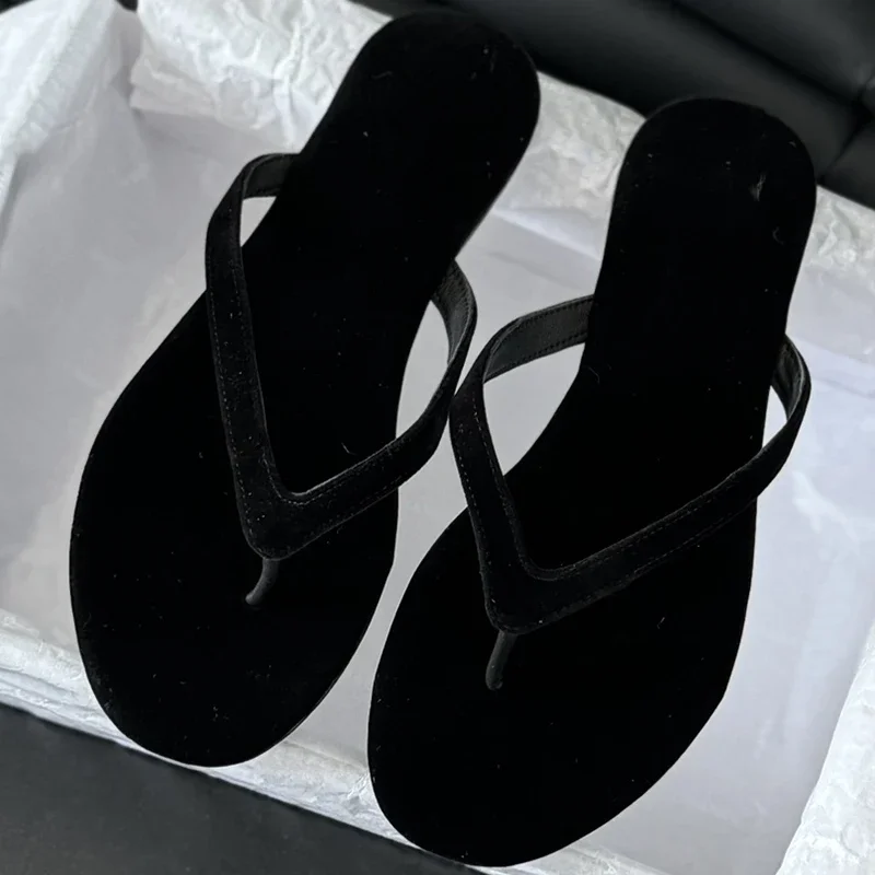

Fashion Runway Summer Indoor Black Casual Flat Bottom Slippers Women's Solid Color Round Toe Slingbacks Flip Flops