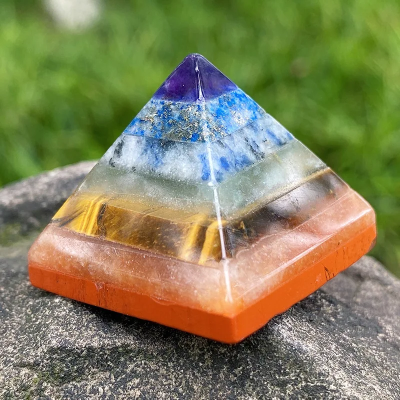 7 Color Chakra Energy Stone Pyramid To Heal Reiki Natural Crystal Mineral Pyramid Meditation Tools Home Decor Car Trim 28*30mm