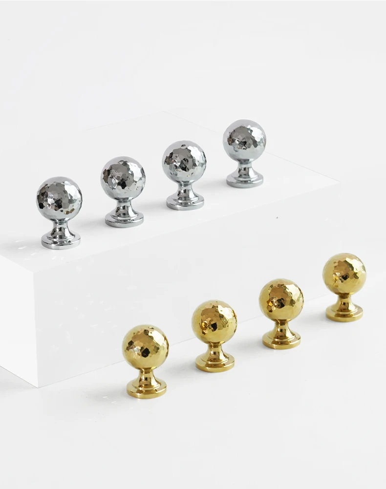 SAILANKA Messing-Möbelgriffe, helles Chrom, helles Gold, Hammermuster, kugelförmig, moderner Kleiderschrank, Schrankgriffe, Einzelloch – Detail 13