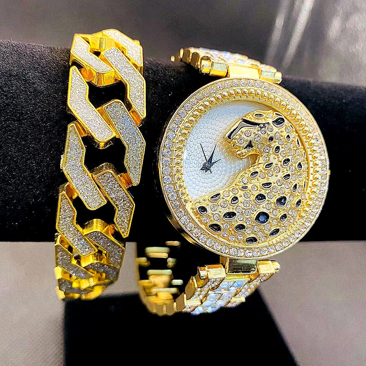 2pcs Iced Out Watch for Women Bling Bling CZ Bracelet Leopard Wrist Watch Luxury Diamound Watches Women jewelry Set Reloj Mujer