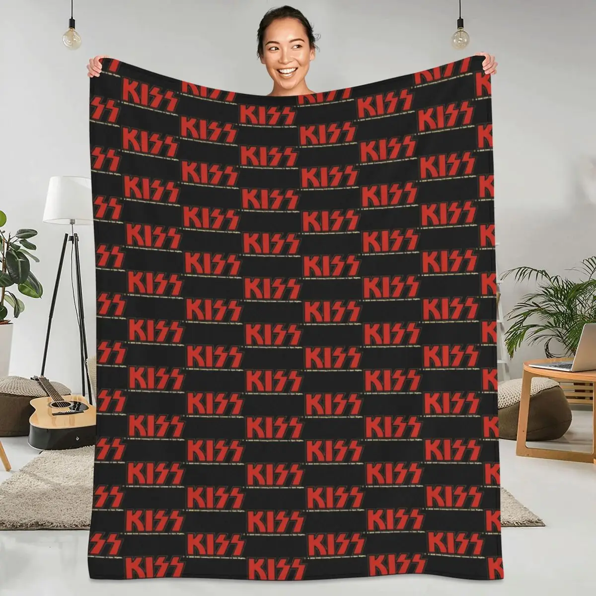 

Kiss Band Logo Blanket Rock Band Print Camping Flannel Throw Blanket Soft Warm Couch Chair Design Bedspread Birthday Present