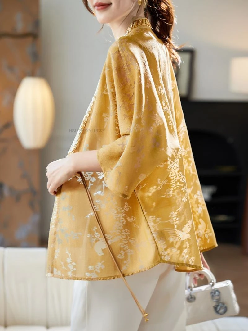 Women's spring/summer Retro Chinese Style Sleeveless Embroidey Shorts Retro Chinese Cheongsam Blouse Tangsuits Coat