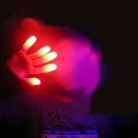 2/6Pcs Magic Light Up Finger Fingers LED Tricks Thumb Props Christmas Christmas Festival Party Novelty Funny Toys 2