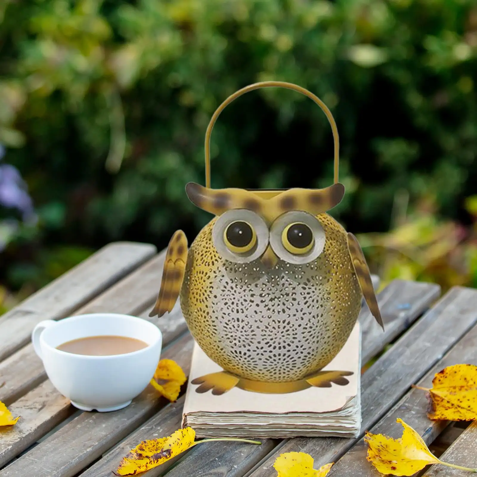 Solar Lantern Decoration Owl Lantern Decorative Waterproof Metal Halloween Garden Light for Balcony Yard Outdoor Lawn Birthday