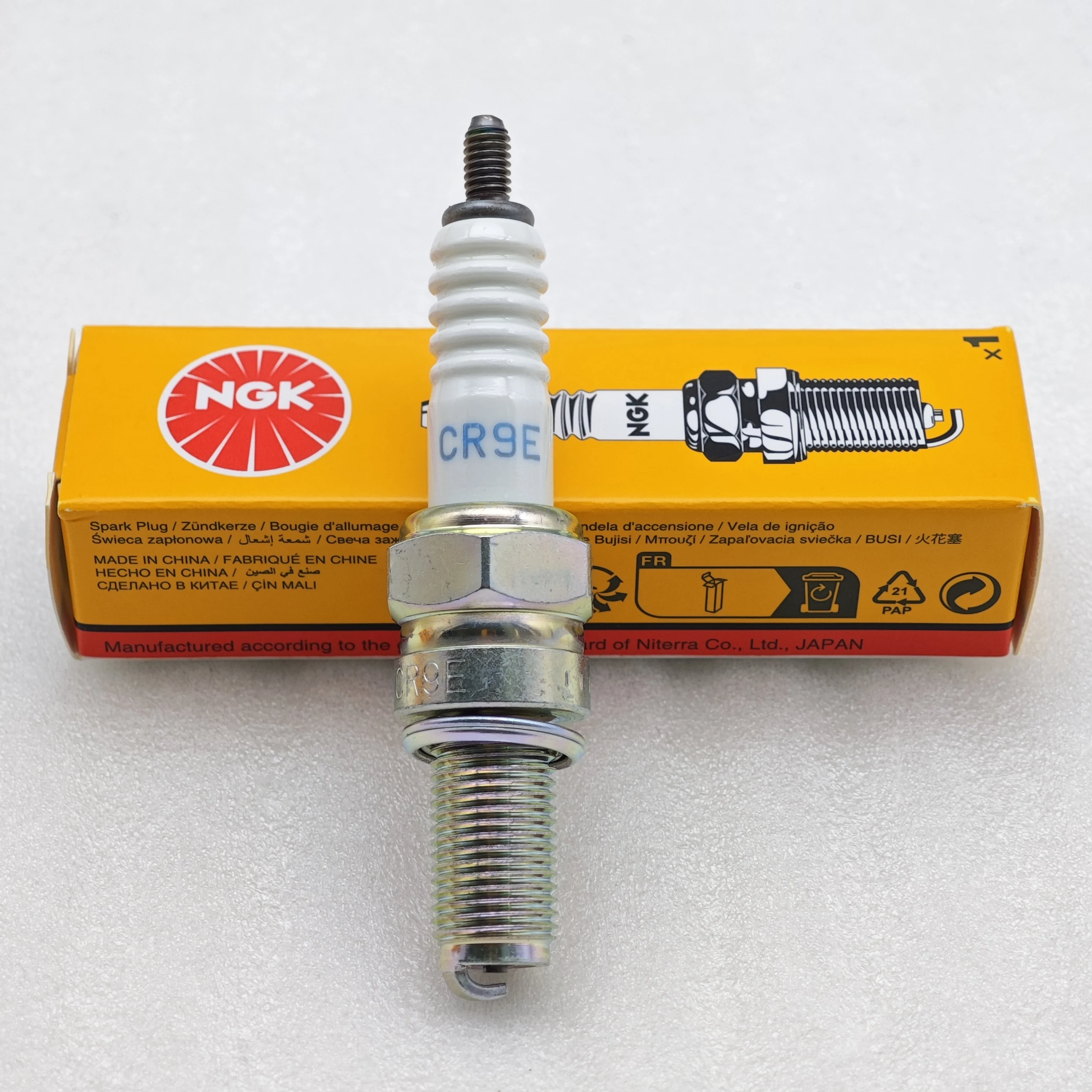 4pcs Original NGK Spark Plug CR9E 6263