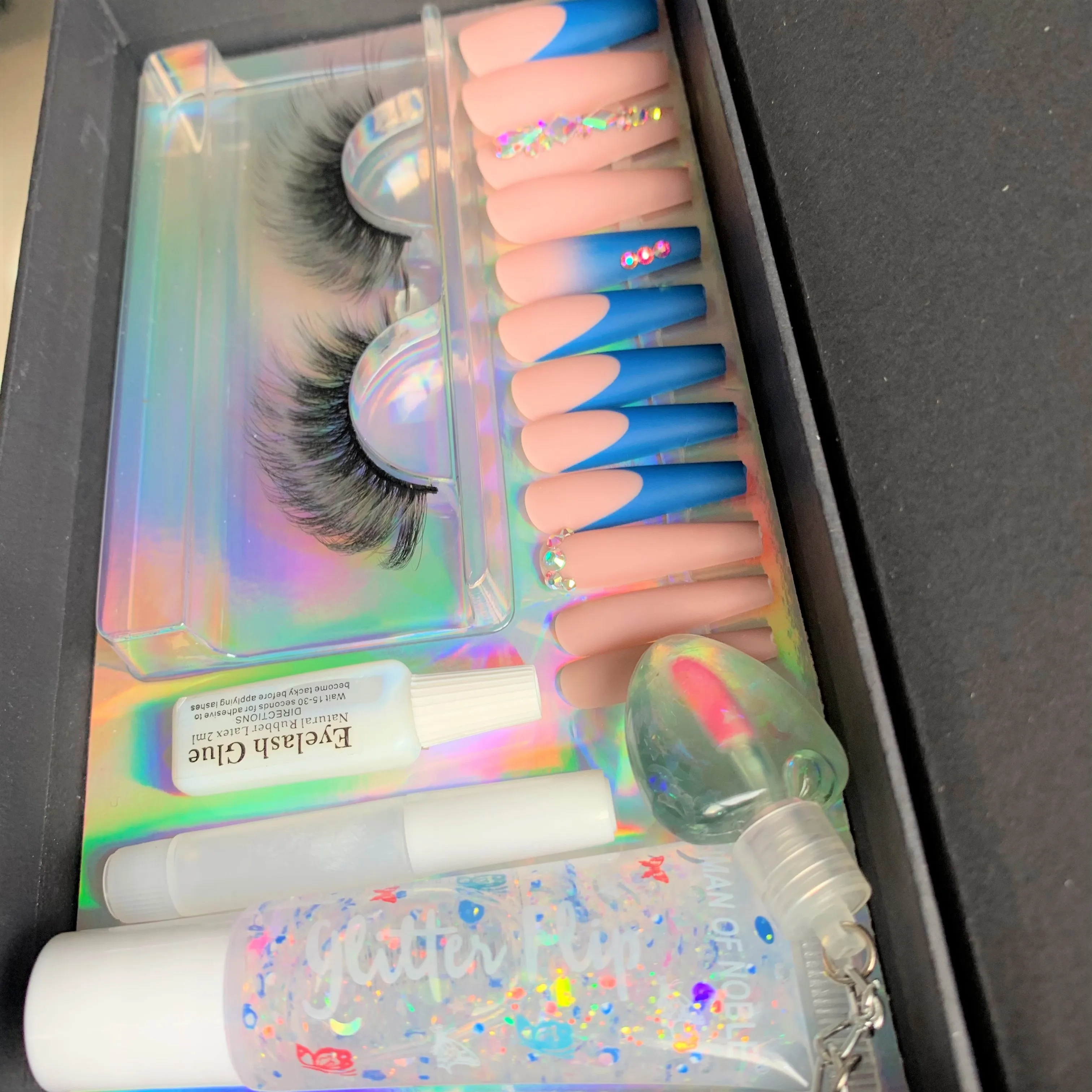 Press On Nail And Lashes Set Box Package Nails Patches Lipgloss Set Volume 3D Faux Mink Eyelashes Kit