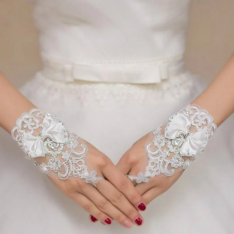 

Wedding Gloves Wrist Short Lace Fingerless White Ivory Bridal Evening Dresses