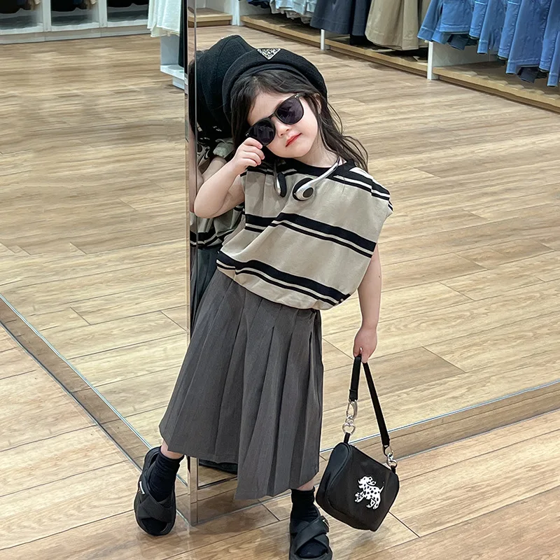 

Korean 2024 Spring Summer Children Girl 2PCS Clothes Set Contrast Striped Tank Tops Solid Long Pleated Skirts Baby Girls Outfits