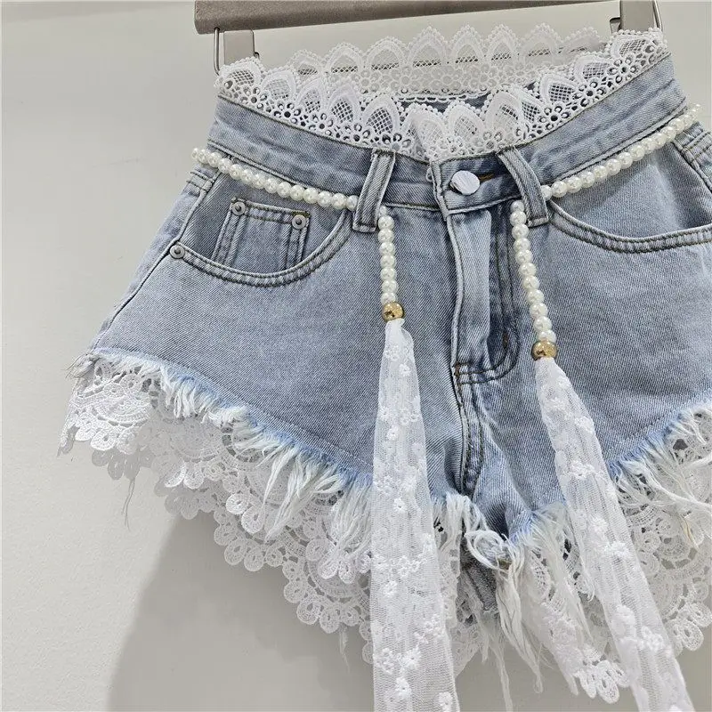 2026 Summer Denim Shorts New Splicing Hook Flower Lace Lace with Waist Rope Tassel Denim Shorts Women's Hot Pants Trend