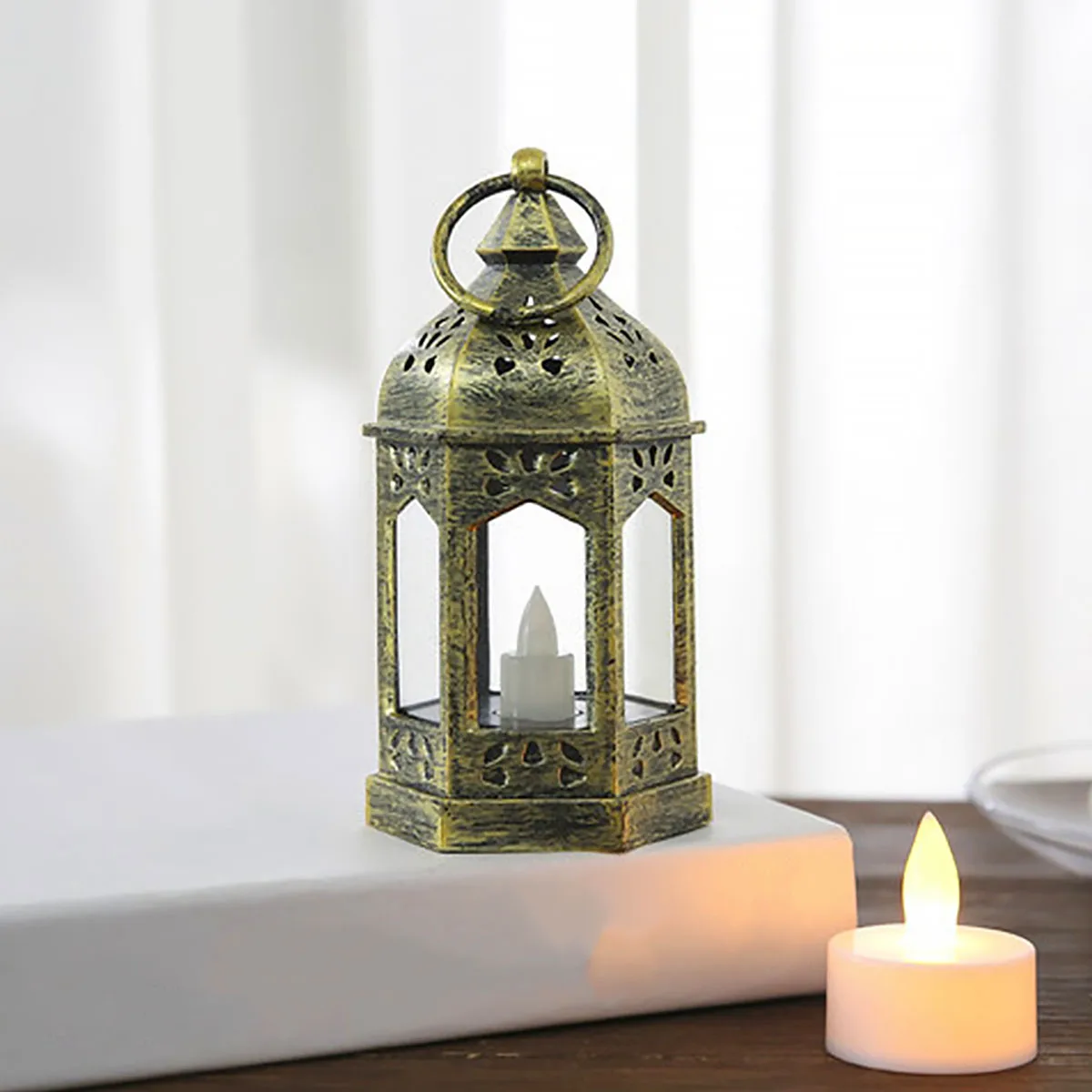 1pc-European retro plastic lamp creative electronic candle holder decoration ornament (excluding battery)
