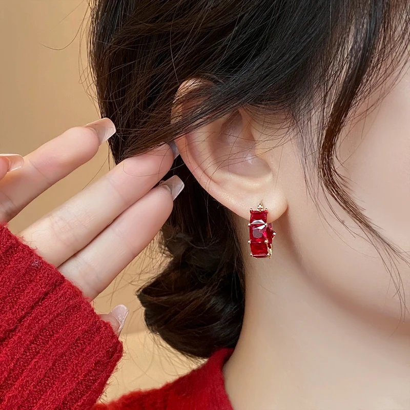Sexy Luxuriöse Rote Quadratische Kristall-Zirkon-Metall-Kupferlegierung Creolen 2024 Neue Schmuckstücke für Damenmode-Accessoires – Detail 9