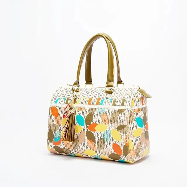 CH Ladies Bucket Bag Luxury Brand Designer New Ladies Large Capacity Exquisite Floral Pattern Travel Banquet High Grade Handbag 3