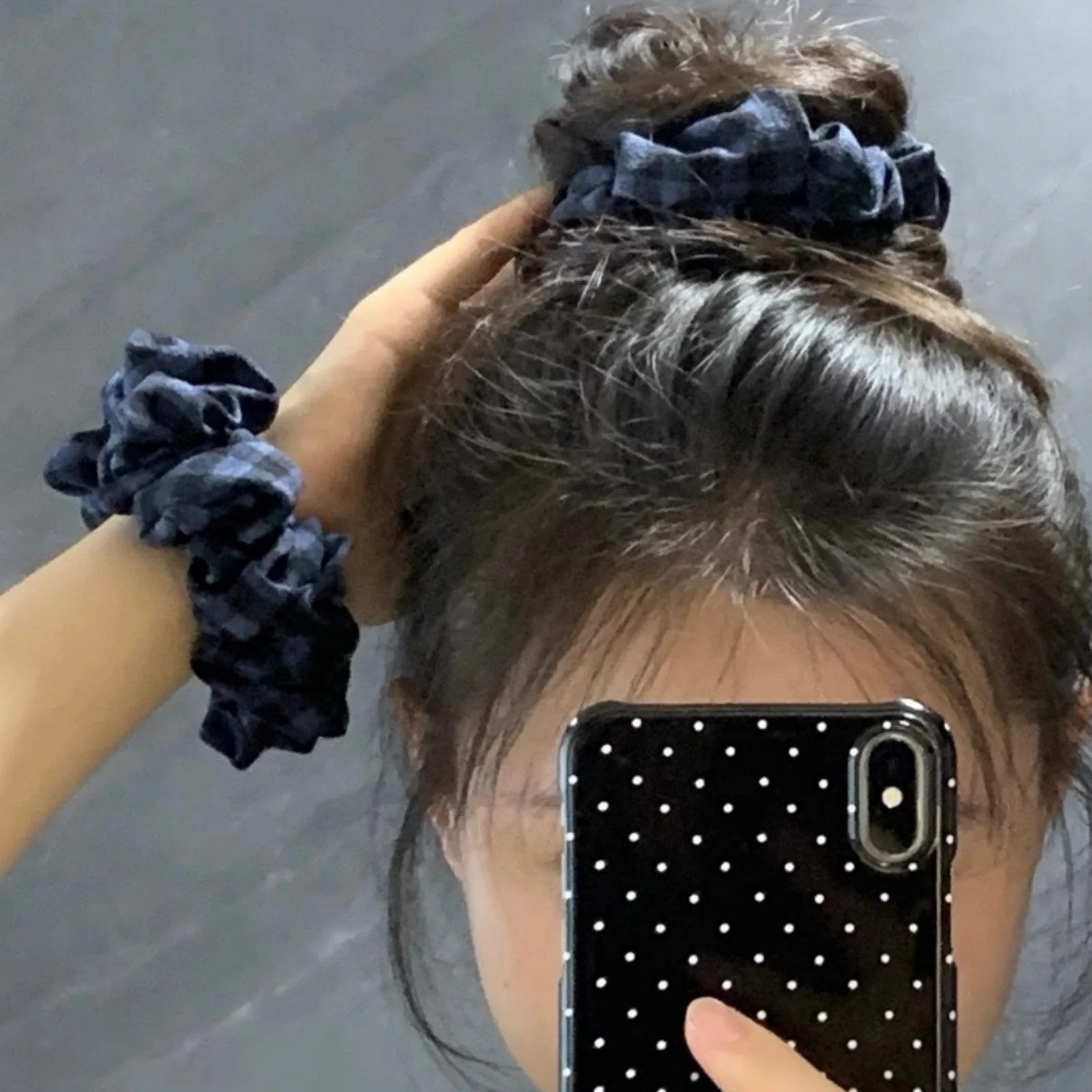 1PC Plaid Hair Scrunchie, Navy Blue Elastic Hair Tie, Vintage - Style Soft Hair Accessory For Women,Daily & Party Use