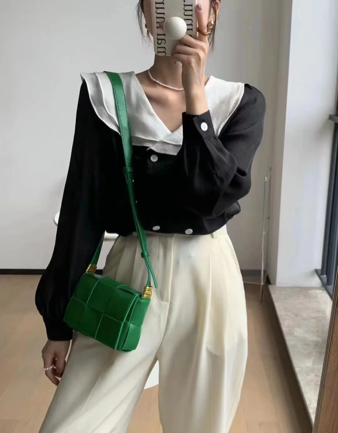 2022 New Leather Women Bags Mini Messenger Bags Luxury Ladies Woven Messenger Bags Wide Strap Shoulder Handbags 