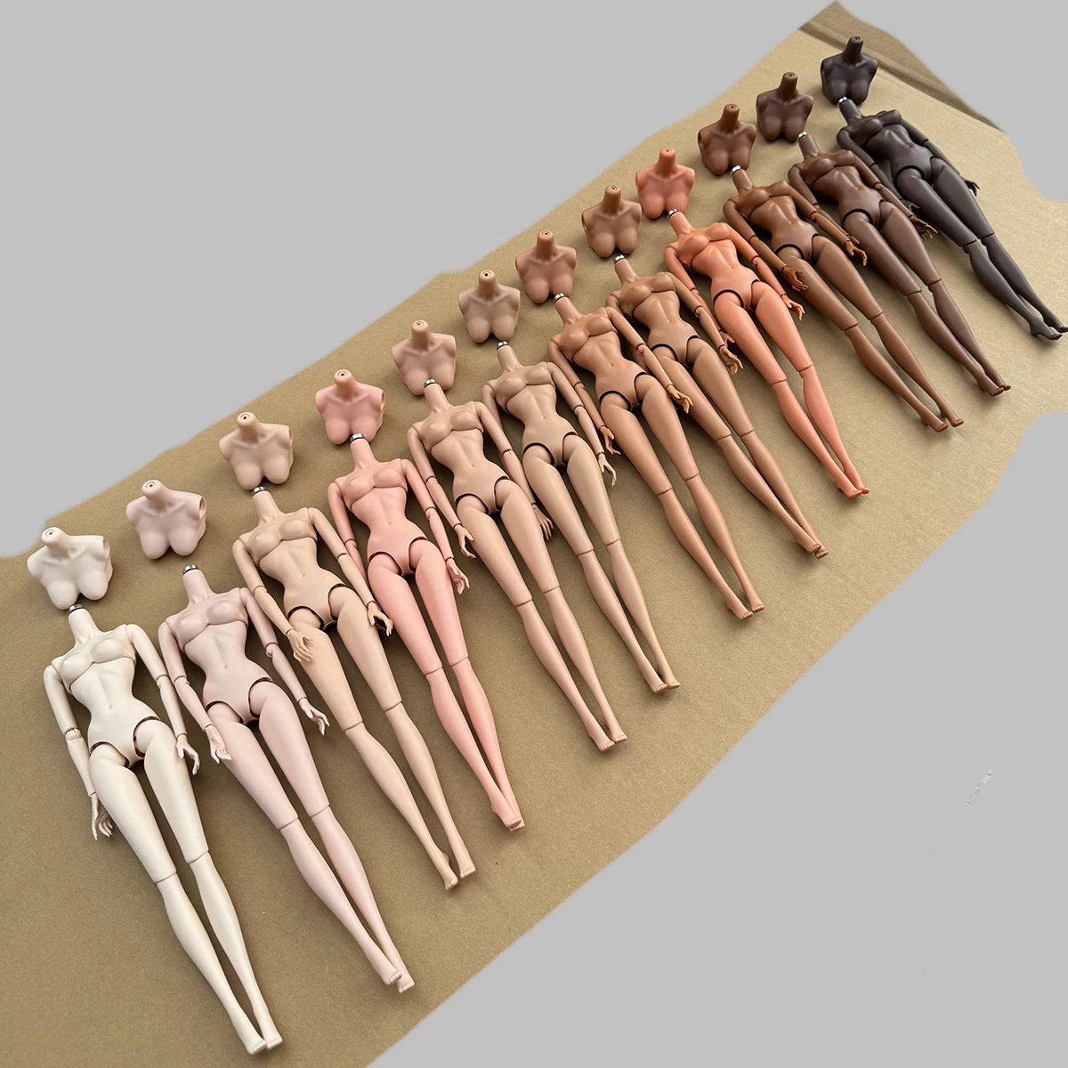 패션 바비 인형 바디 토이 12가지 피부톤 관절 가동 가능 교체형 큰 가슴 1/6 바디 부품 분리 가능 슈퍼모델 인형용