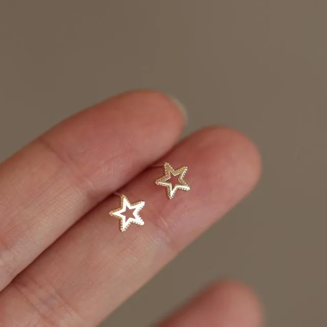 925 Sterling Silver Japanese Micro Inlaid Crystal Four-Pointed Star Plating 14k Gold Earrings Women Small Cute Banquet Jewelry 15