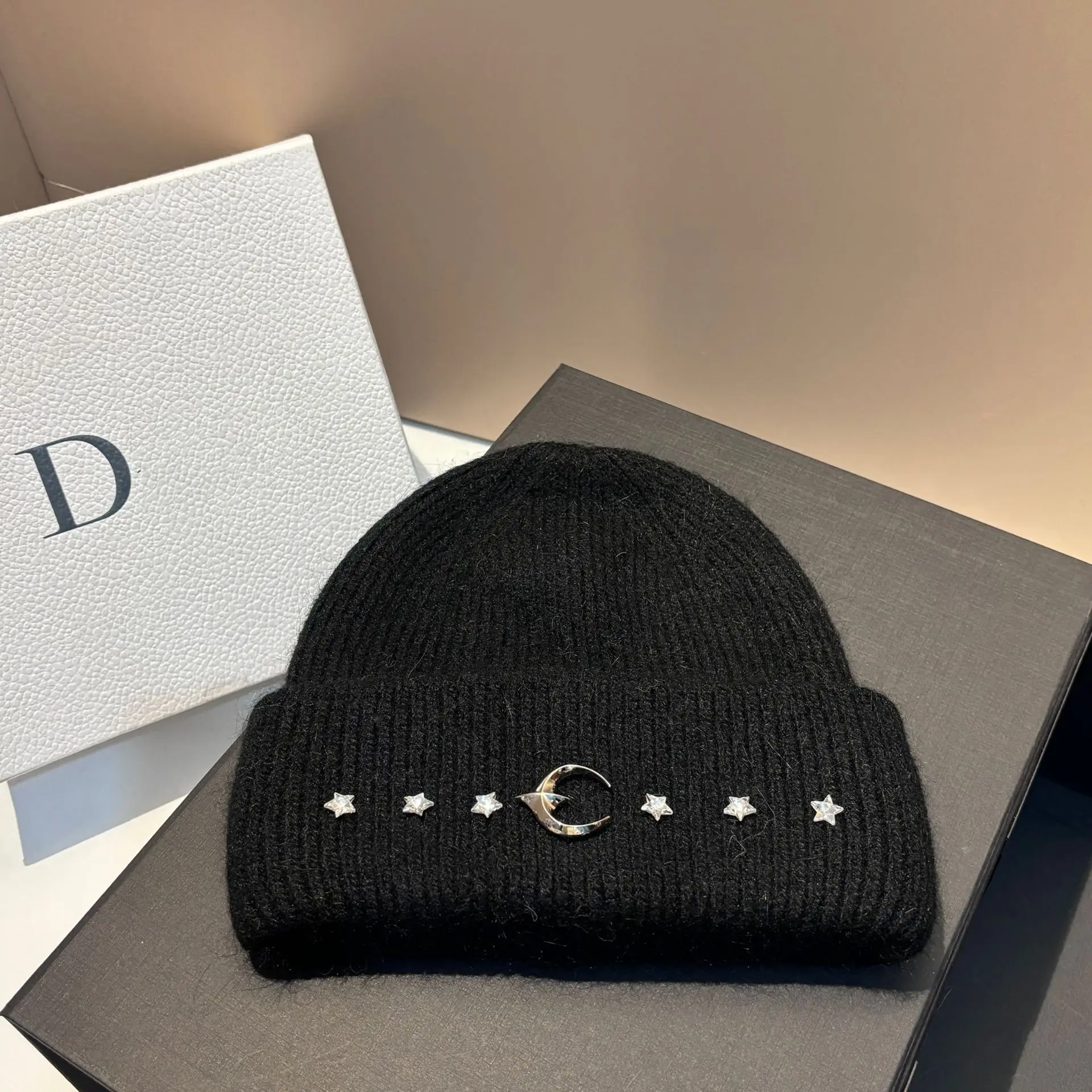 New Rabbit Fur Bifold Knit Hat Winter Warm Fashion Ear Protection Moon Beanie Outdoor Pullover Hat Women
_voghion.com