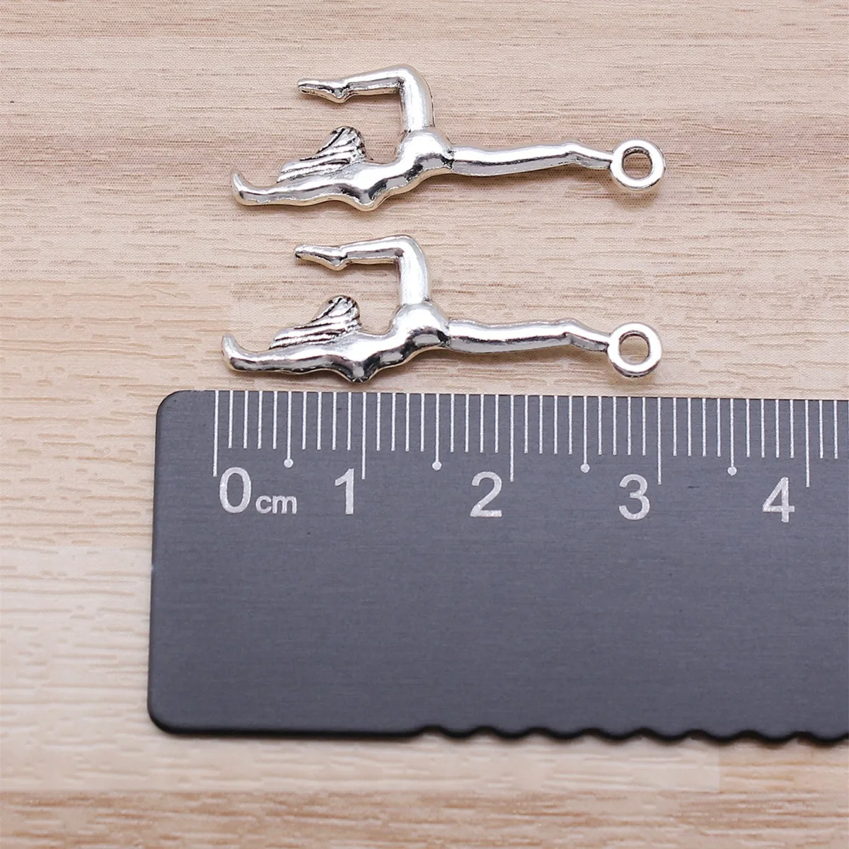 IFOCUS DIY 쥬얼리 제작용 체조 부적, 아연 합금, 30x1mm, 1.18x0.43 인치, 10 개/몫