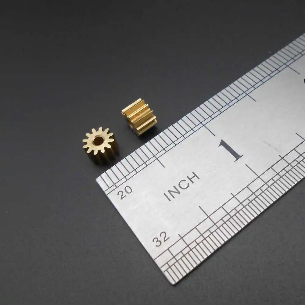 5Pcs/Lot 0.5M 12T2.3A Brass Gear 0.5 Modulus Spur Pinion Bore Hole Aperture 2.3MM 2.24MM 12T 12 Teeth Height 5MM X Diameter 7MM