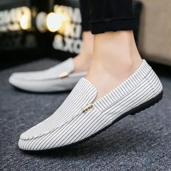 Spring and Summer Men's Loafers Large Size Light and Comfortable Flat Shoes Men's Breathable Non-slip Soft Casual Canvas Shoes 1