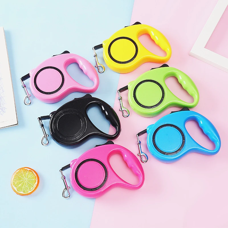 Retractable Dog Leash with One-Button Lock and Comfort Grip Handle
