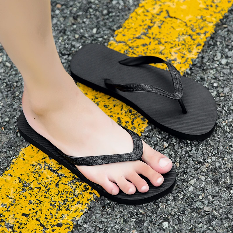 Casual Slippers for Men and Women Trend Lightweight Flip Flops Man New Fashion Holiday Comfortable Outdoor Beach Shoes Slippers — view 6