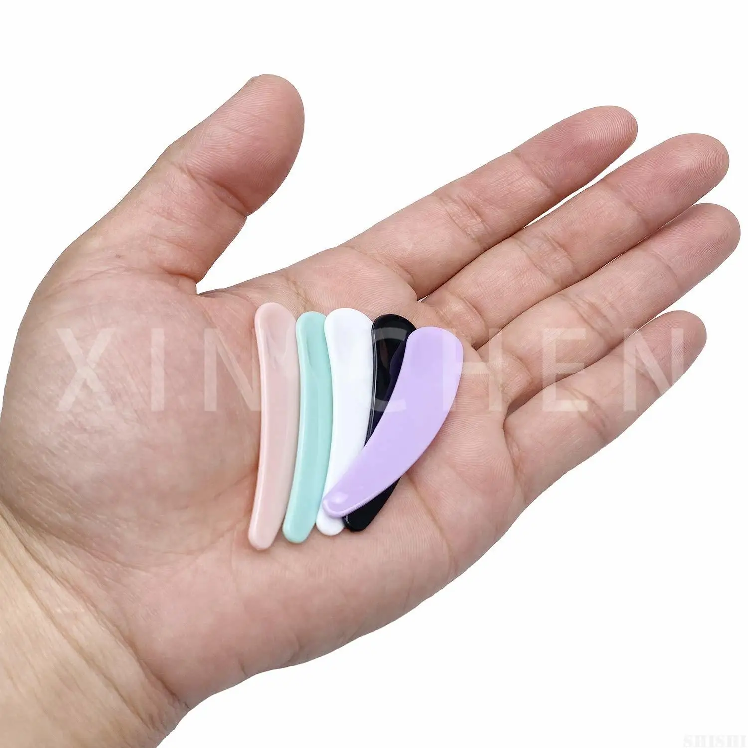 Mini cosmetic spatula 50Pcs mini cosmetic spatula disposable curved scoop makeup mask cream spoon eye cream stick make up face beauty tool kits