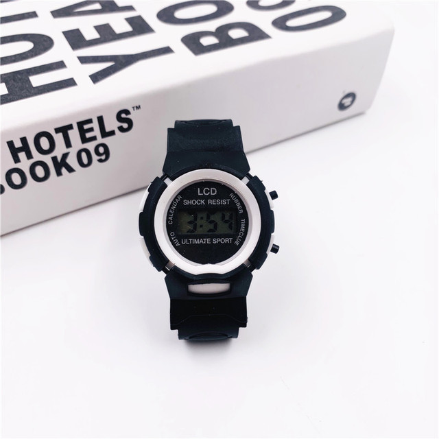 Sports Watch For Kids Children Waterproof Led Digital Watch Ultra-light Silicone Strap Teen Boys Girls WristWatch Unisex