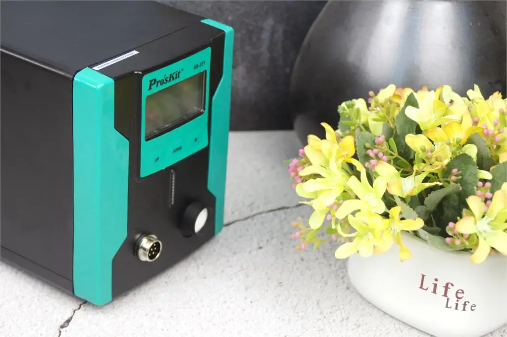 Pro'sKit SS-331H ESD LCD Digital BGA Desoldering Suction Electric Absorb sleeping function Desoldering Pump Solder Sucker Gun 2