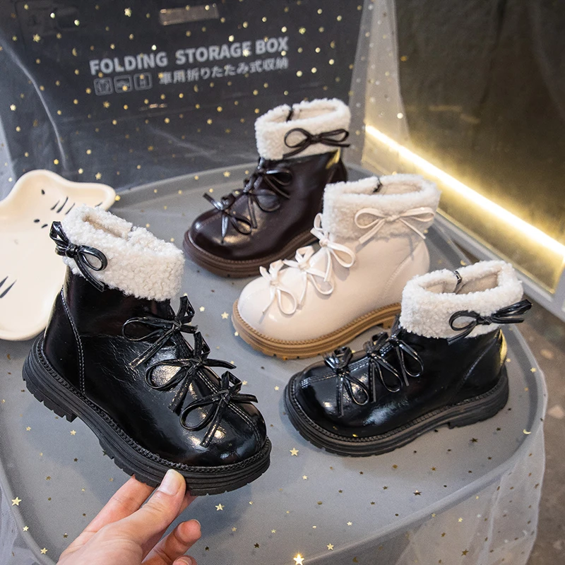 Girls Fleece Ankle Boots with Breathable Lining for Winter