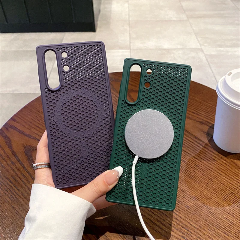 Magnetic Heat Dissipation Mesh Shockproof Soft Bumper Case with Mag-safe Compatibility
