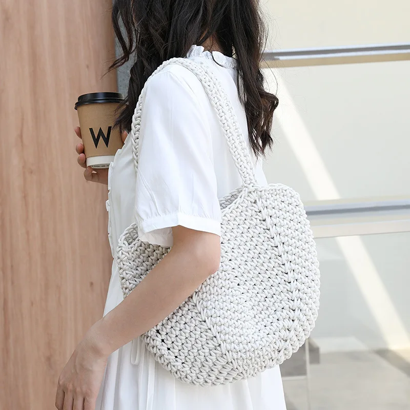

Korean version casual and artistic handbag ins fashion woven beach bag net red small fresh cotton thread shoulder bag for women