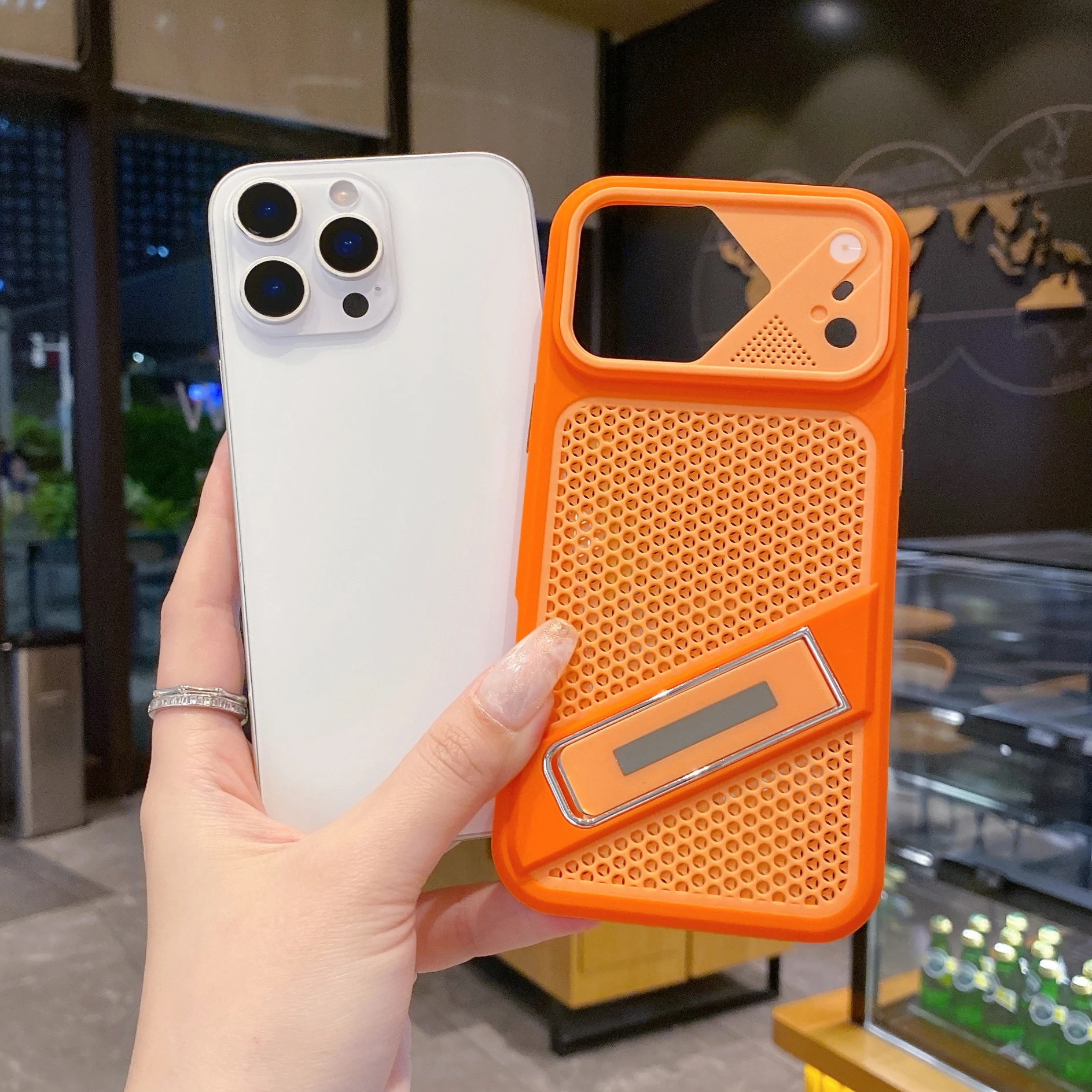 Honeycomb Cooling Shockproof Phone Case with Foldable Stand