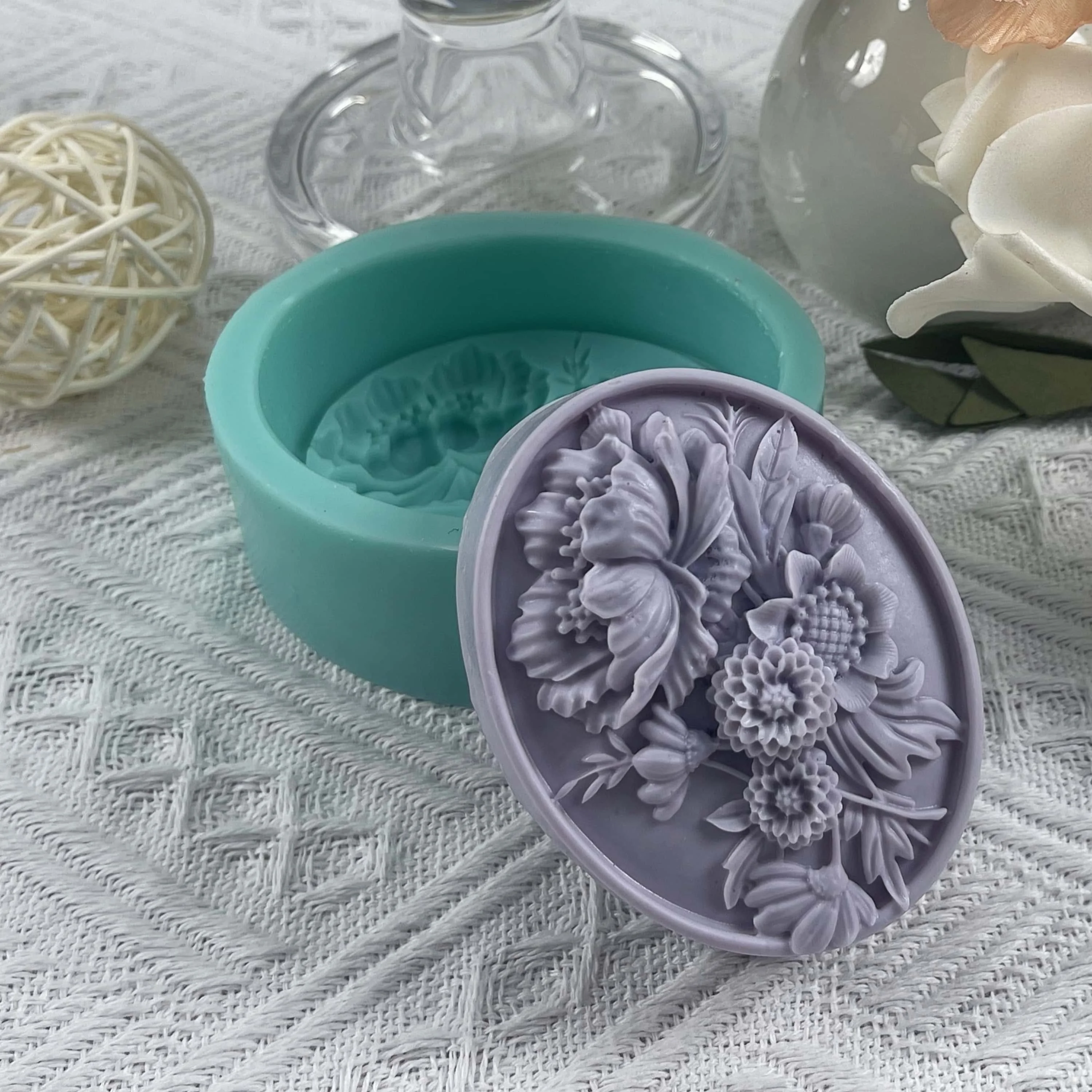 Oval Flower 3D Soap Mold Natural Bar Soap Molds Scented Candle Wax Silicone Mold Aromatherapy Plaster Resin Crafts