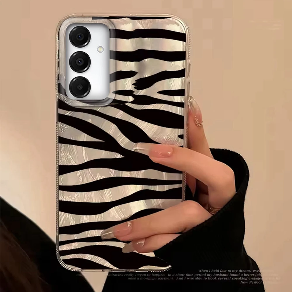 Grid Pattern Leopard Print Phone Case Cover