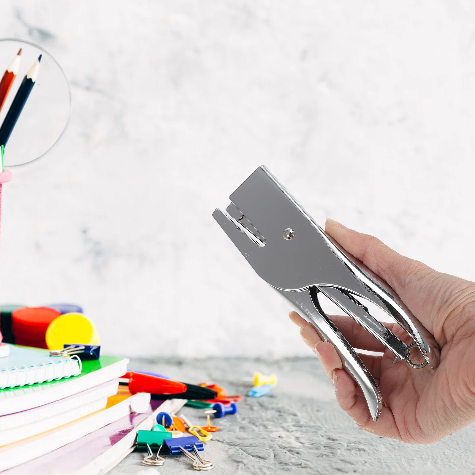 Stapler Metal Plier Stapler Durable Heavy Duty Hand Grip Standard Staples Plier School Company Office push stapler hand stapler metal stapler