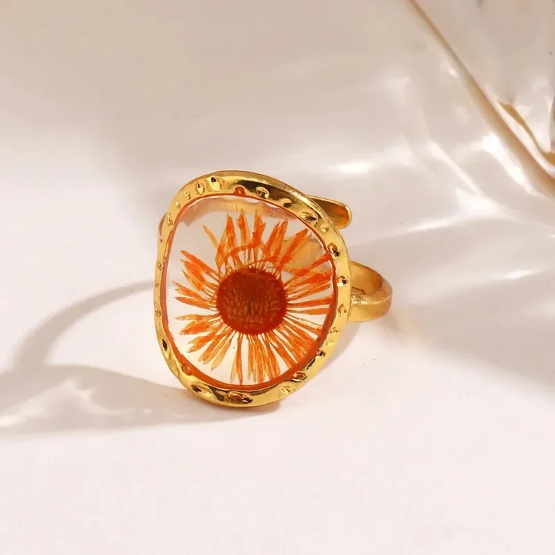 Luxury Stainless Steel Heart Oval Round Inlaid Eternal  Flower Ring for Women Fashion Special New Trend Jewelry Gift