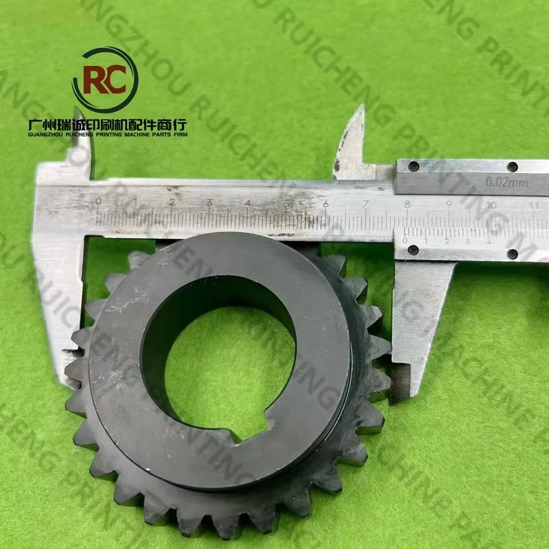 KBA 인쇄기용 1개 워터 롤러 기어 28개 톱니 L6116101 인쇄 기계 예비 부품