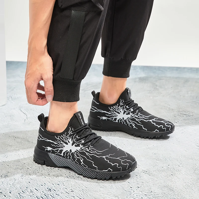 Modern Men's Breathable Mesh Casual Shoes Lightweight Non-slip_voghion.com