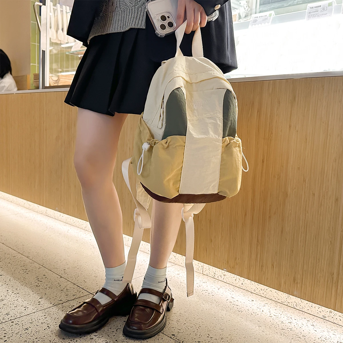 Outdoor Hiking Small Backpack Lightweight Mountaineering Bag Women's Summer Ultra-Light Sports Lightweight Backpack Small School Bag