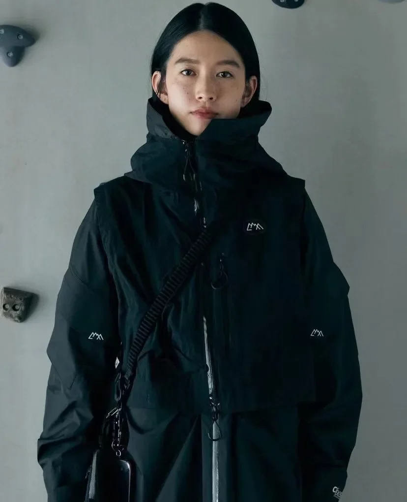COMFY Japanese Vintage CMF Functional Waterproof Loose Fitting Short Coats Mountain City Folding Hooded Jackets Vest 6