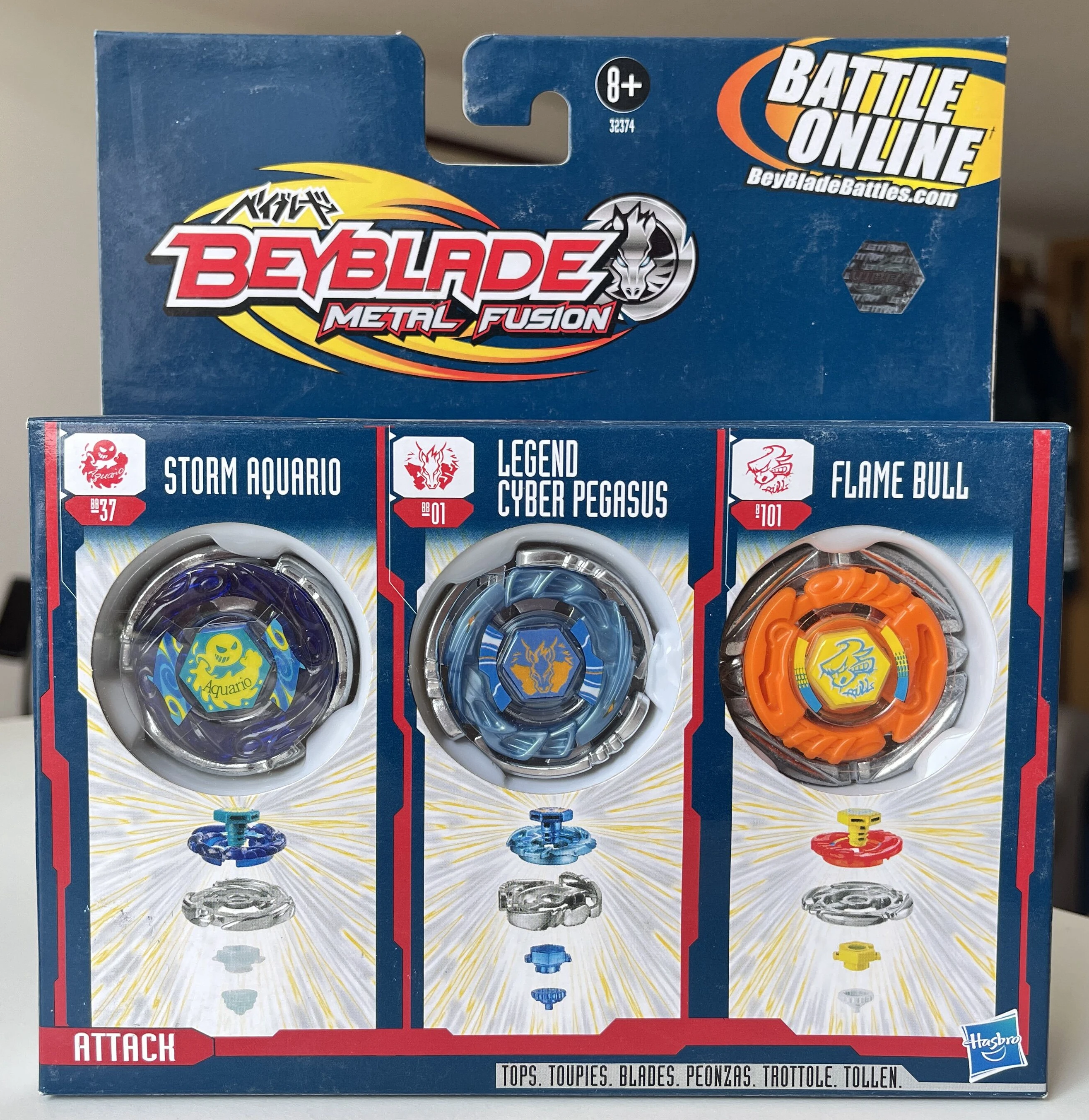 

HASBRO BEYBLADE BB-37 BB-01 BB-101 STORM AOUARIO LEGEND CYBER PEGASUS FLAME BULL beyscollection