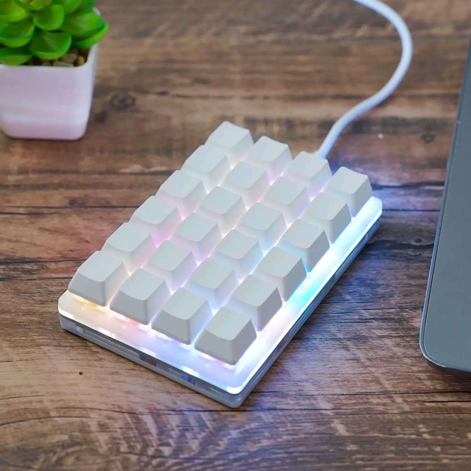 Mini USB Custom Mechanical Keyboard 24 Keys Black/White Gaming Keyboard thumbnail 2