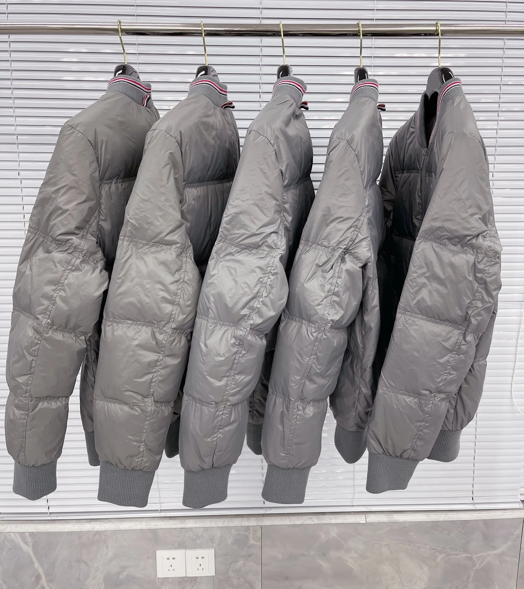 Рисунок 4 - Зимняя мужская одежда