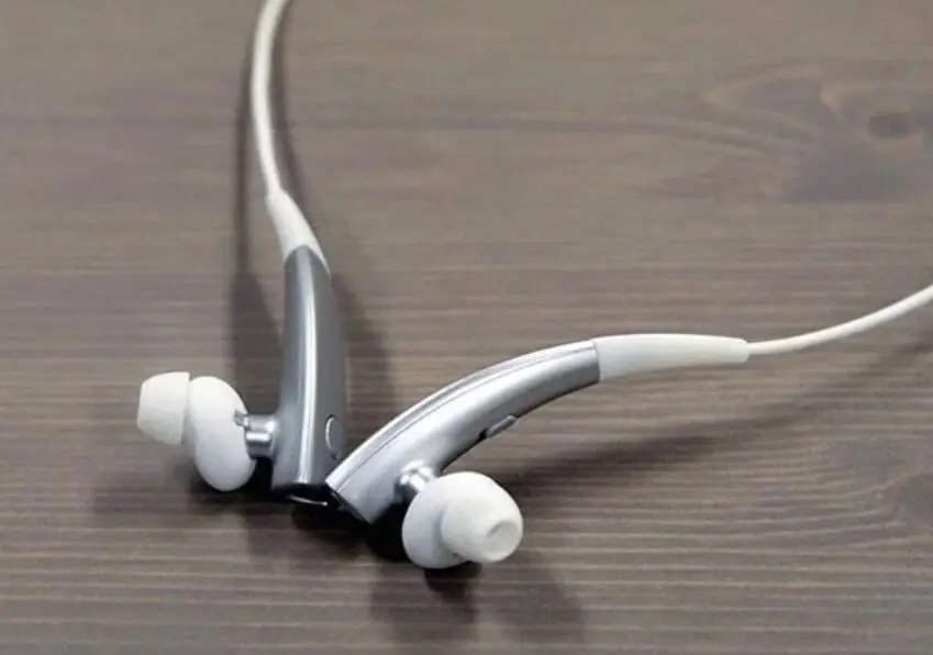 2 Pairs Silicone Anti-Slip Ear Buds Ear Tips Replacement for Samsung Gear Circle Bluetooth-compatible Earphone Gels